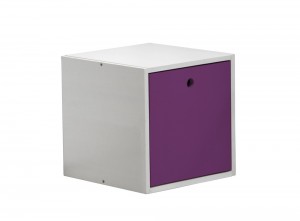 Cube with cover in White with Lilac Detail