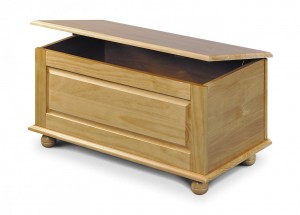 Pickwick Blanket Box